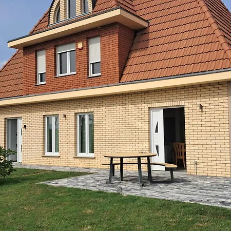 Alpine Villa *
