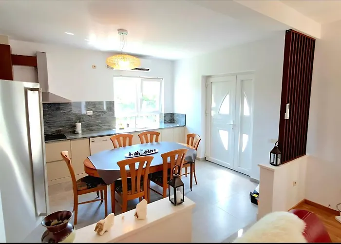 Alpine Villa Valjiosi